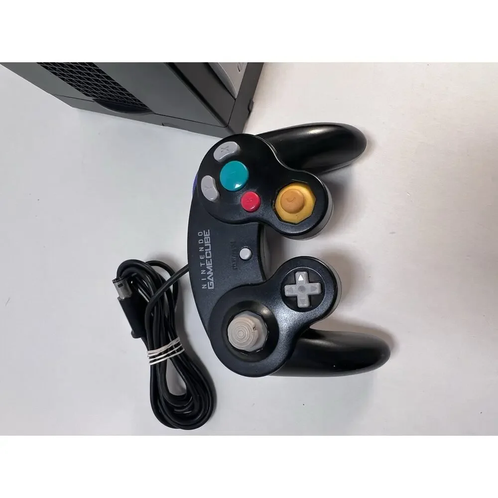 GameCube Black Console (DOL-001) 1 OEM Controllers, Power Cord, AV Cable - EUC